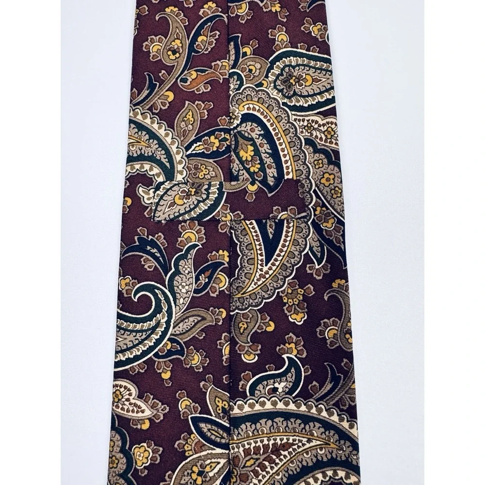 Allen Edmonds Paisley Silk‎ Tie Burgundy Blue Gold Italian Silk Made in Canada